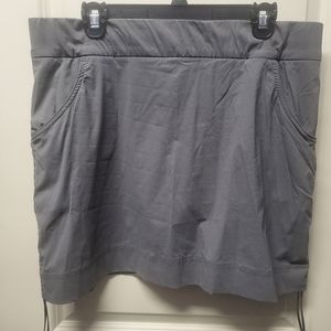 Large Columbia scort